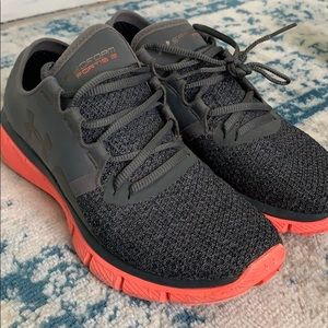 Under Armour Sneakers